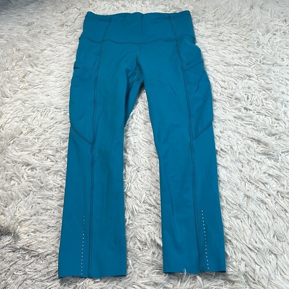 Lululemon Fast & Free Crop II *Nulux 19" Teal Blue - Picture 1 of 6